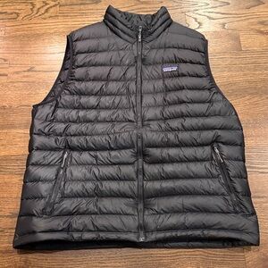 Patagonia Men's Black Down Puffer Vest